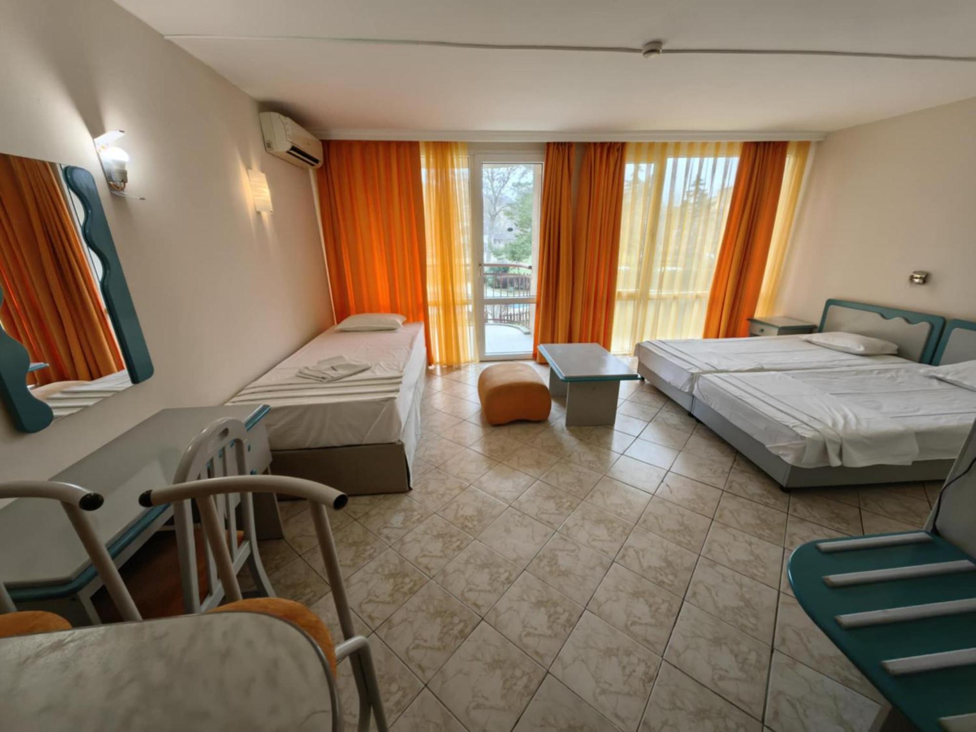 Hotel Iskar & Aquapark Slantschew brjag Exterior foto